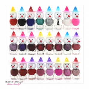 24 Nail Polish Set Snowman Shaped