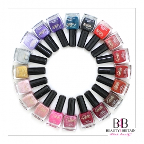 20 Nail Polish Set Classic & Pearl Colours Made in EU